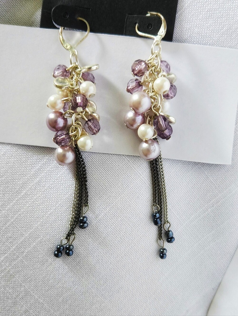 Vintage Fuax Pearl & Purple White Bead Cluster Dangle Earrings - Picture 2 of 16